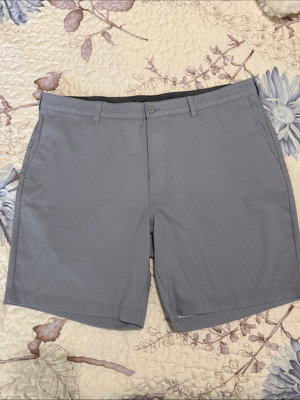 Hogan Men's Light Gray Micro-Pattern Flat-Front Shorts